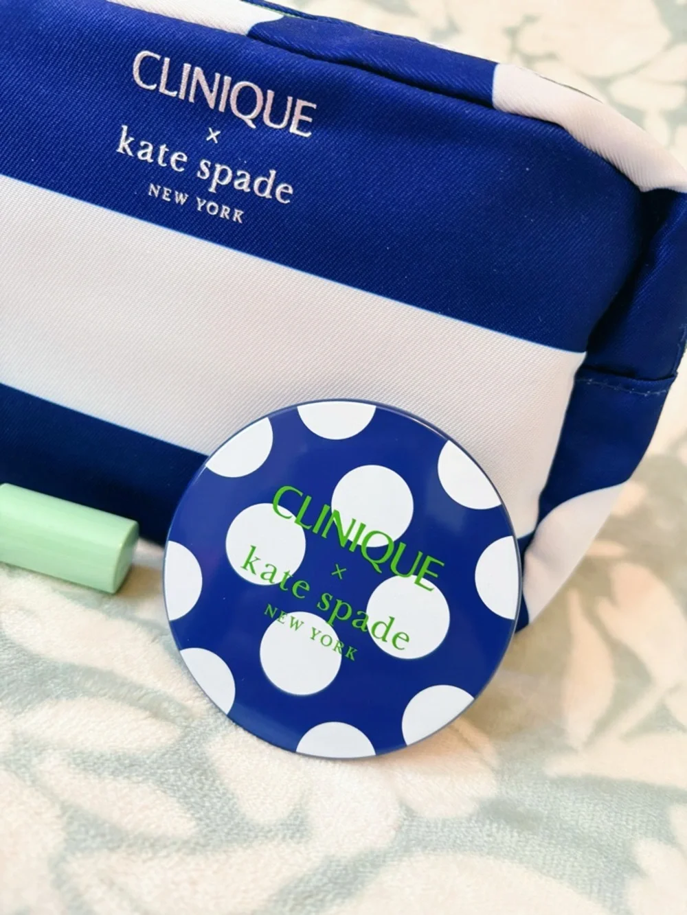 Kate Spade x Clinique Travel Pouch, Mirror, and Lipstick Beauty Bundle 💋✨ NWOT!